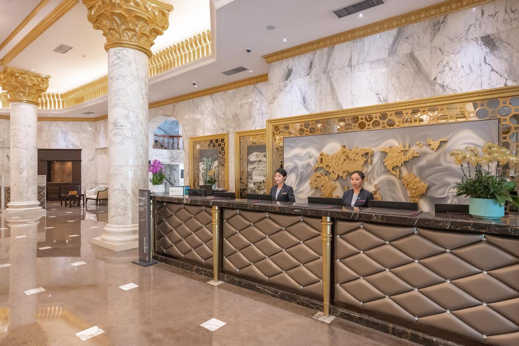 Crowne Plaza Zhengzhou, An Ihg Hotel Экстерьер фото